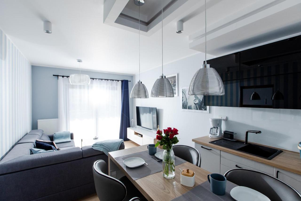 Apartament Blekitny Gardenia Dziwnow Z Widokiem Na Morze Epapartamenty Buitenkant foto