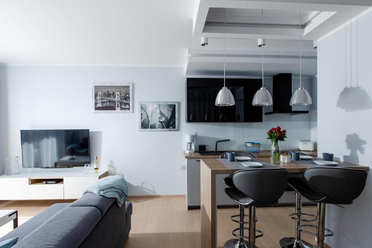 Apartament Blekitny Gardenia Dziwnow Z Widokiem Na Morze Epapartamenty Buitenkant foto