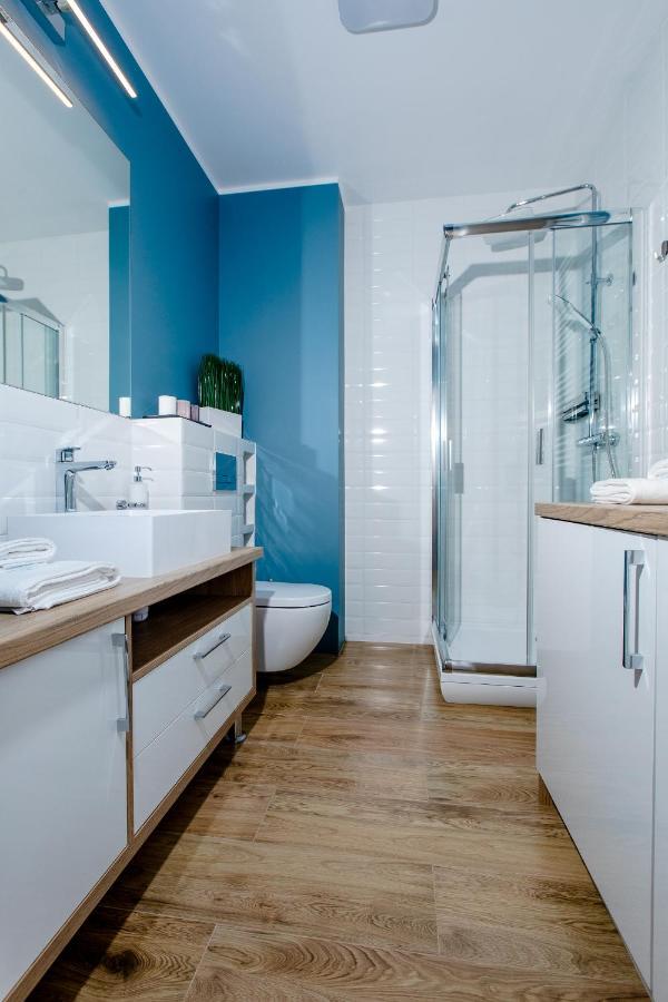 Apartament Blekitny Gardenia Dziwnow Z Widokiem Na Morze Epapartamenty Buitenkant foto