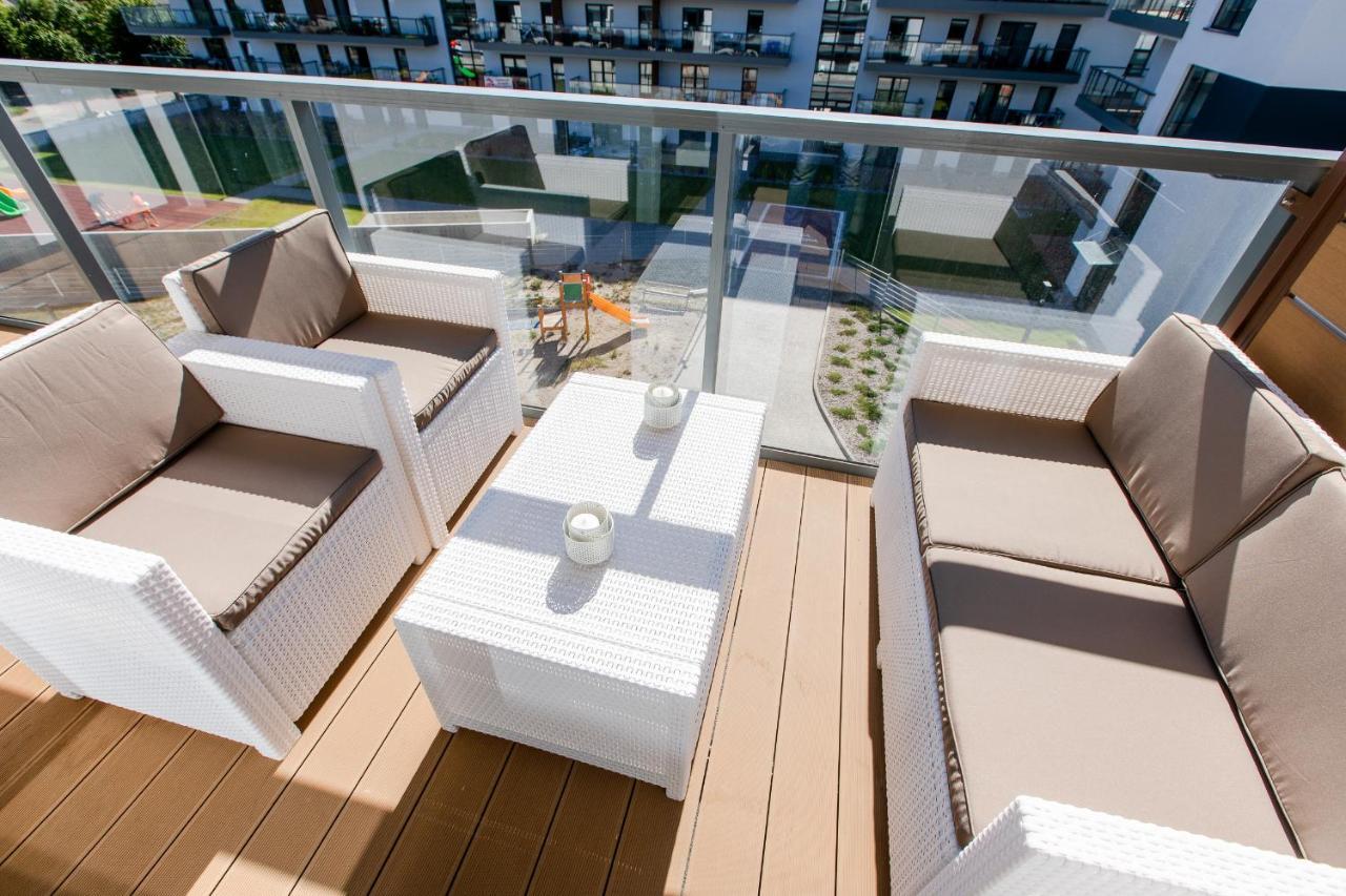 Apartament Blekitny Gardenia Dziwnow Z Widokiem Na Morze Epapartamenty Buitenkant foto